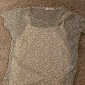 worn once very good condition... a minty green and a cream tank top